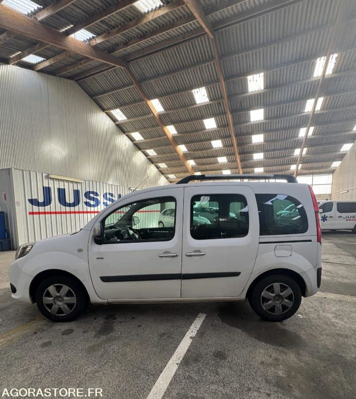 DL-353-DD - Roulant - RENAULT - KANGOO - VP - 274 159 Kms - Samochód osobowy: zdjęcie 2 DL-353-DD - Roulant - RENAULT - KANGOO - VP - 274 159 Kms - Samochód osobowy: zdjęcie 2