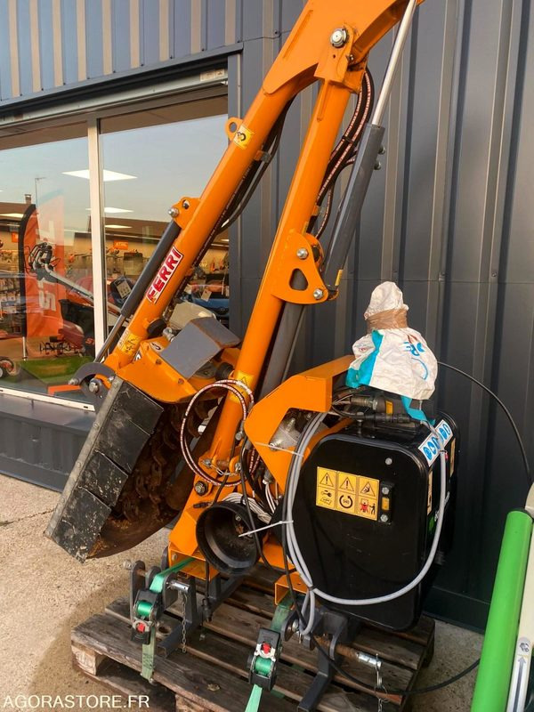 Epareuse Ferri t320 - Excellent Etat - Maszyna ogrodnicza: zdjęcie 1 Epareuse Ferri t320 - Excellent Etat - Maszyna ogrodnicza: zdjęcie 1