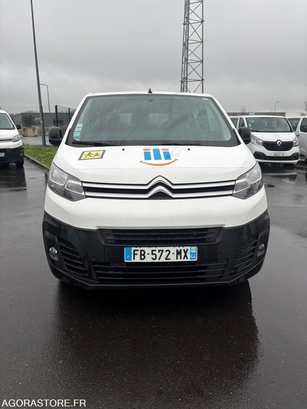 FB-572-MX - Roulant - CITROEN JUMPY SPACE TOURER - VP - 218 682 Kms - Minibus, Mikrobus: zdjęcie 4 FB-572-MX - Roulant - CITROEN JUMPY SPACE TOURER - VP - 218 682 Kms - Minibus, Mikrobus: zdjęcie 4