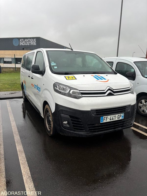 FF-441-GP - Roulant - CITROEN JUMPY SPACE TOURER - VP - 191 151 Kms - Minibus, Mikrobus: zdjęcie 4 FF-441-GP - Roulant - CITROEN JUMPY SPACE TOURER - VP - 191 151 Kms - Minibus, Mikrobus: zdjęcie 4