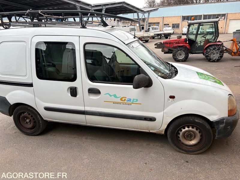 FOURGONNETTE RENAULT KANGOO - Mały samochód dostawczy: zdjęcie 1 FOURGONNETTE RENAULT KANGOO - Mały samochód dostawczy: zdjęcie 1