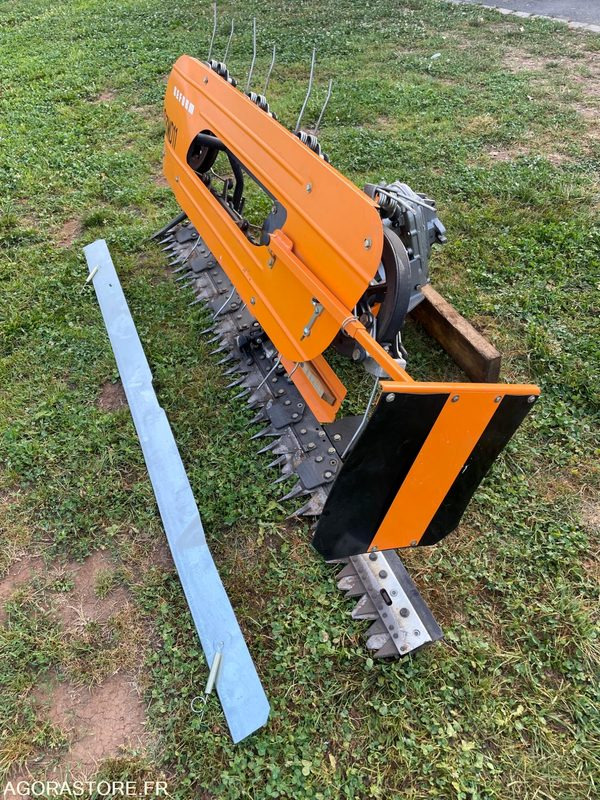 Faucheuse REFORM - Kosiarka bijakowa: zdjęcie 1 Faucheuse REFORM - Kosiarka bijakowa: zdjęcie 1