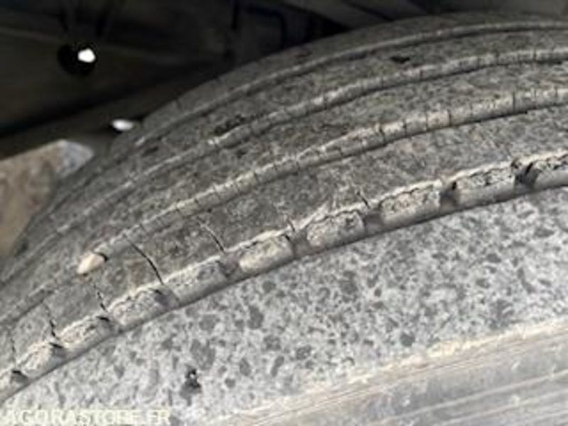 IRIZAR | 16S | 2018 | 320000KM - Turystyczny autobus: zdjęcie 5 IRIZAR | 16S | 2018 | 320000KM - Turystyczny autobus: zdjęcie 5