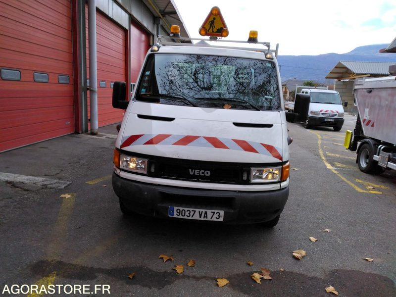 IVECO AMPLIROLL - Samochód dostawczy skrzyniowy: zdjęcie 2 IVECO AMPLIROLL - Samochód dostawczy skrzyniowy: zdjęcie 2