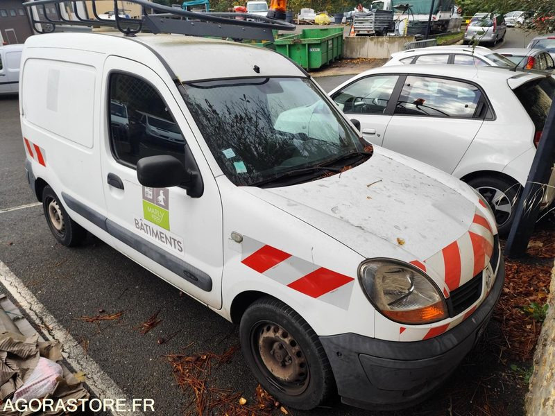 Kangoo - 2006 - 10697kms - sans carte grise (FIV) - Mały samochód dostawczy: zdjęcie 2 Kangoo - 2006 - 10697kms - sans carte grise (FIV) - Mały samochód dostawczy: zdjęcie 2