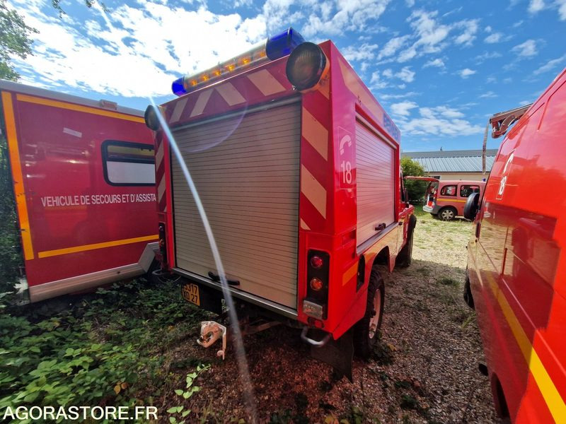 Land Rover Defender - 2001 - 19789- 5317XD27 - SUV: zdjęcie 4 Land Rover Defender - 2001 - 19789- 5317XD27 - SUV: zdjęcie 4