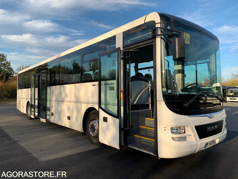 MAN LION S INTERCITY R62 - 2016 - 157373 Kms - Autobus szkolny: zdjęcie 1 MAN LION S INTERCITY R62 - 2016 - 157373 Kms - Autobus szkolny: zdjęcie 1