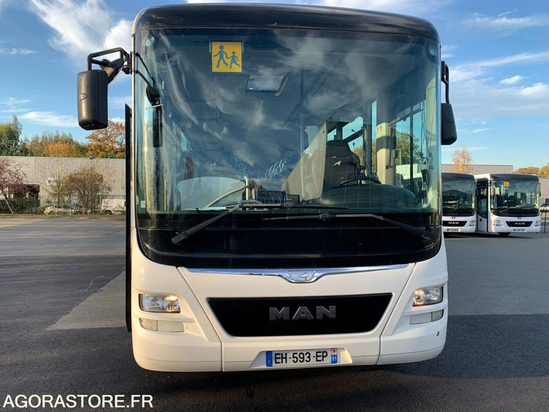 MAN LION S INTERCITY R62 - 2016 - 157373 Kms - Autobus szkolny: zdjęcie 2 MAN LION S INTERCITY R62 - 2016 - 157373 Kms - Autobus szkolny: zdjęcie 2