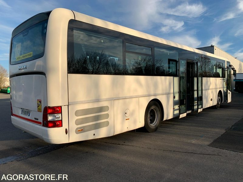 MAN LION S INTERCITY R62 - 2016 - 157373 Kms - Autobus szkolny: zdjęcie 4 MAN LION S INTERCITY R62 - 2016 - 157373 Kms - Autobus szkolny: zdjęcie 4