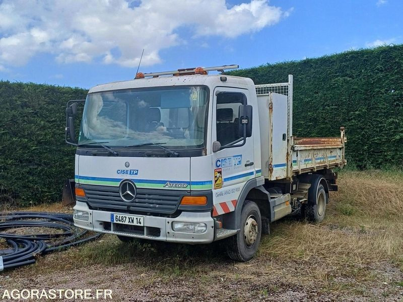 MERCEDES - ATEGO B 918 BENNE AVEC COFFRE - 2002 / 321065KMS (09/2019) - 6487XW14 - Wywrotka: zdjęcie 2 MERCEDES - ATEGO B 918 BENNE AVEC COFFRE - 2002 / 321065KMS (09/2019) - 6487XW14 - Wywrotka: zdjęcie 2