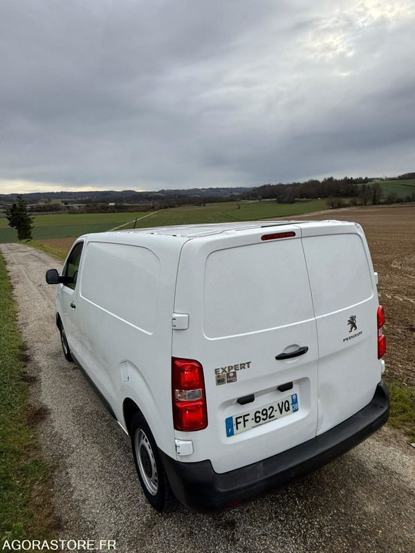 PEUGEOT EXPERT 2L HDI 122CH ANNÉE 2019 PREMIERE MAIN - Mały samochód dostawczy: zdjęcie 4 PEUGEOT EXPERT 2L HDI 122CH ANNÉE 2019 PREMIERE MAIN - Mały samochód dostawczy: zdjęcie 4