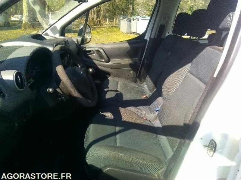 PEUGEOT Partner - 218886km - 2010 - Mały samochód dostawczy: zdjęcie 3 PEUGEOT Partner - 218886km - 2010 - Mały samochód dostawczy: zdjęcie 3
