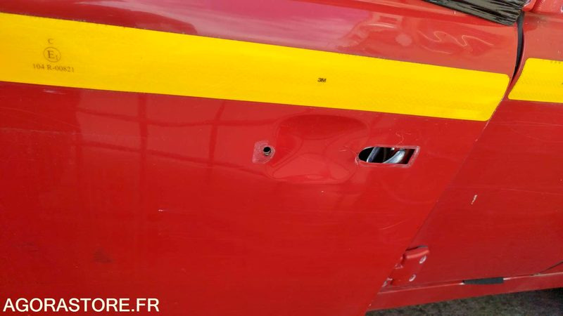 PICK-UP Land rover Defender - 2004 - 9266QL11 - Pick-up: zdjęcie 4 PICK-UP Land rover Defender - 2004 - 9266QL11 - Pick-up: zdjęcie 4