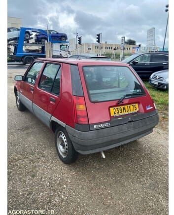 Renault R5 - Hatchback: zdjęcie 3 Renault R5 - Hatchback: zdjęcie 3