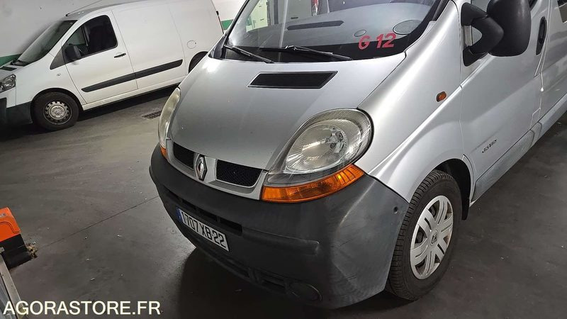 Renault Trafic - 2004 - 257907kms - 1707-XB-22 - Minibus, Mikrobus: zdjęcie 1 Renault Trafic - 2004 - 257907kms - 1707-XB-22 - Minibus, Mikrobus: zdjęcie 1