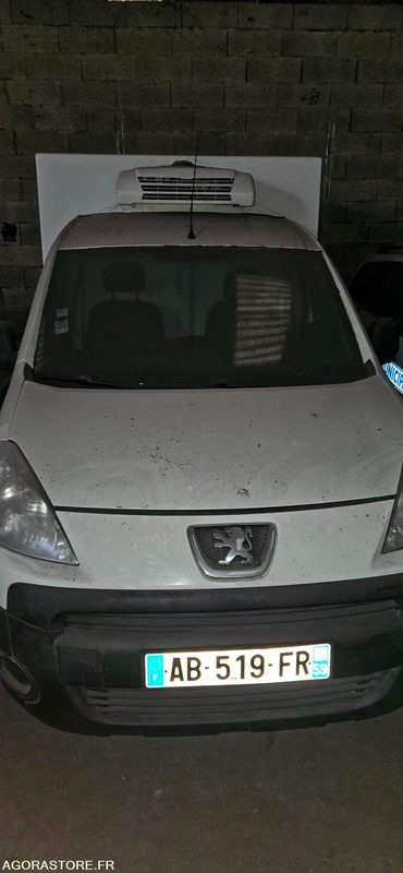 VEHICULE FRIGORIFIQUE PEUGEOT PARTNER AB519FR - Mały samochód dostawczy: zdjęcie 1 VEHICULE FRIGORIFIQUE PEUGEOT PARTNER AB519FR - Mały samochód dostawczy: zdjęcie 1