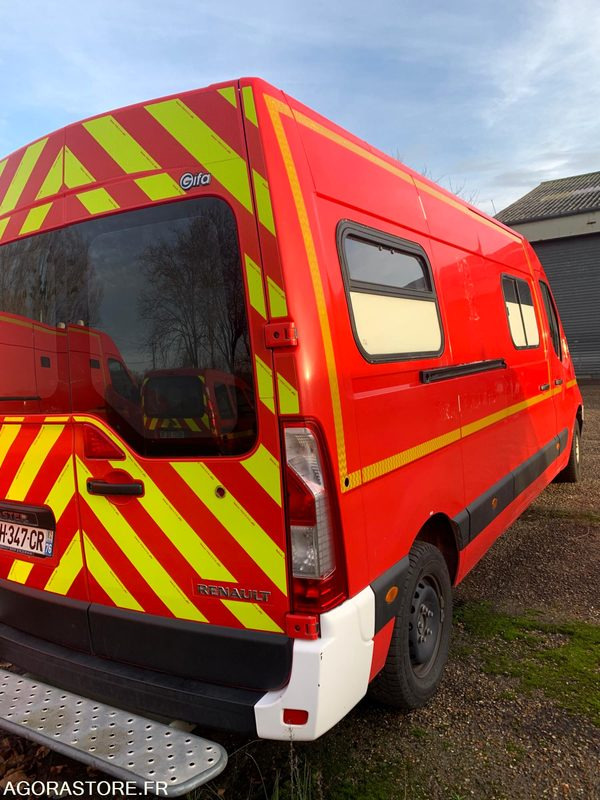 VSAV RENAULT MASTER3 CH347CR - Furgon: zdjęcie 3 VSAV RENAULT MASTER3 CH347CR - Furgon: zdjęcie 3