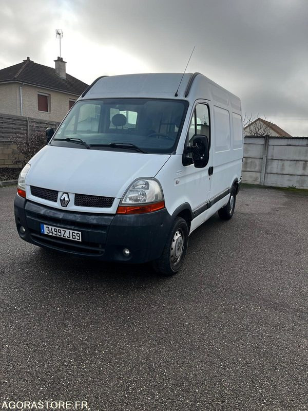 Renault master 2.5 dci 2004 251000km - Furgon: zdjęcie 2 Renault master 2.5 dci 2004 251000km - Furgon: zdjęcie 2