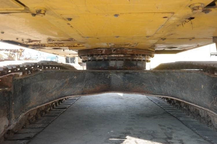 Komatsu PC 240-8 - Koparka gąsienicowa: zdjęcie 4 Komatsu PC 240-8 - Koparka gąsienicowa: zdjęcie 4