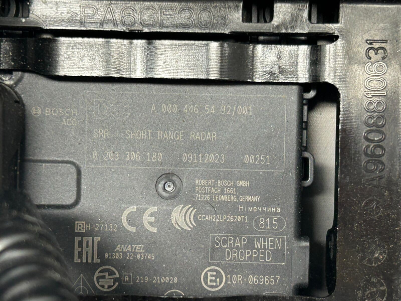 Mercedes-Benz SRR Short Range Radar - Czujnik do Samochodów ciężarowych: zdjęcie 4 Mercedes-Benz SRR Short Range Radar - Czujnik do Samochodów ciężarowych: zdjęcie 4