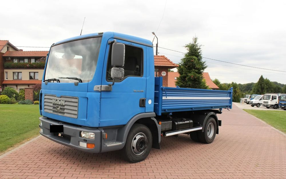 MAN TGL 12 180 WYWROTKA WYWROT KIPER - Wywrotka: zdjęcie 3 MAN TGL 12 180 WYWROTKA WYWROT KIPER - Wywrotka: zdjęcie 3