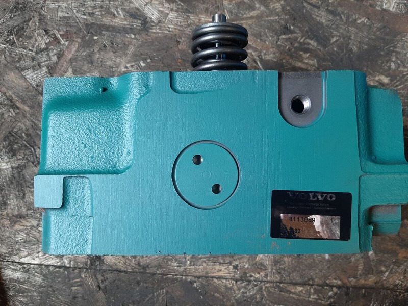 Volvo 8113069 - Blok cylindrów: zdjęcie 3 Volvo 8113069 - Blok cylindrów: zdjęcie 3