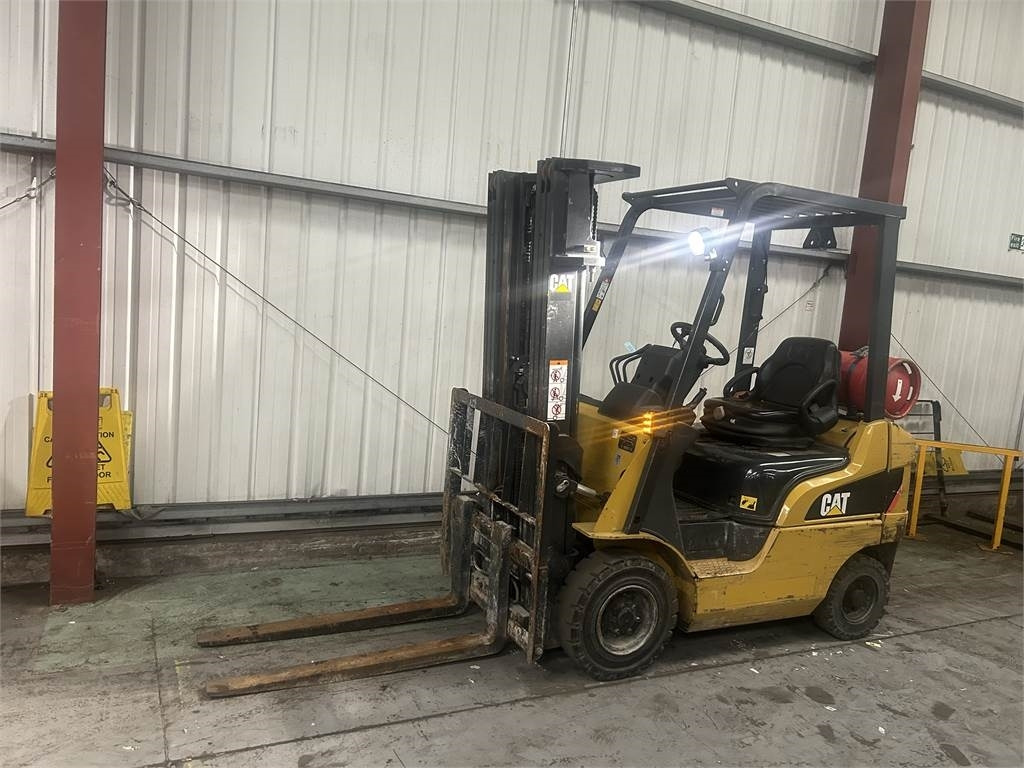 CAT GP18NT - Wózek widłowy gazowy: zdjęcie 2 CAT GP18NT - Wózek widłowy gazowy: zdjęcie 2