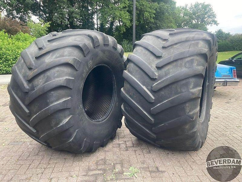 Michelin MEGA BIB 1050/50R32 - Opona do Maszyn rolniczych: zdjęcie 1 Michelin MEGA BIB 1050/50R32 - Opona do Maszyn rolniczych: zdjęcie 1