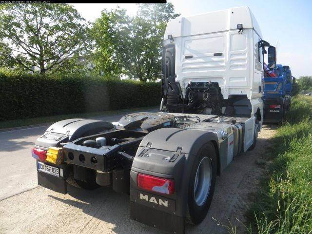 MAN TGX 18.460 4x2 LLS Kipphydraulik, Kompressor MAN TGX 18.460 4x2 LLS Kipphydraulik, Kompressor - Ciągnik siodłowy: zdjęcie 2 MAN TGX 18.460 4x2 LLS Kipphydraulik, Kompressor MAN TGX 18.460 4x2 LLS Kipphydraulik, Kompressor - Ciągnik siodłowy: zdjęcie 2