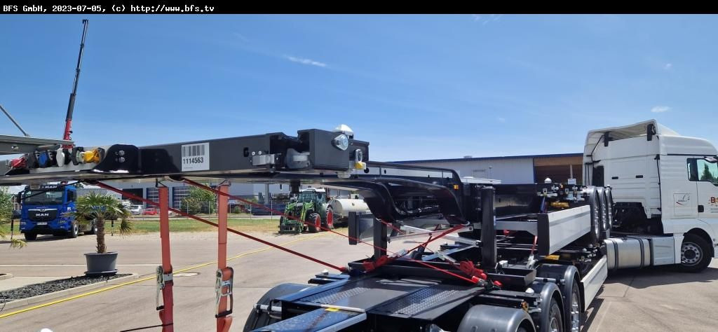 Krone Container Chassi SDC 27 eLTU5-2 Krone Container Chassi SDC 27 eLTU5-2 - Naczepa kontenerowiec/ System wymienny: zdjęcie 4 Krone Container Chassi SDC 27 eLTU5-2 Krone Container Chassi SDC 27 eLTU5-2 - Naczepa kontenerowiec/ System wymienny: zdjęcie 4