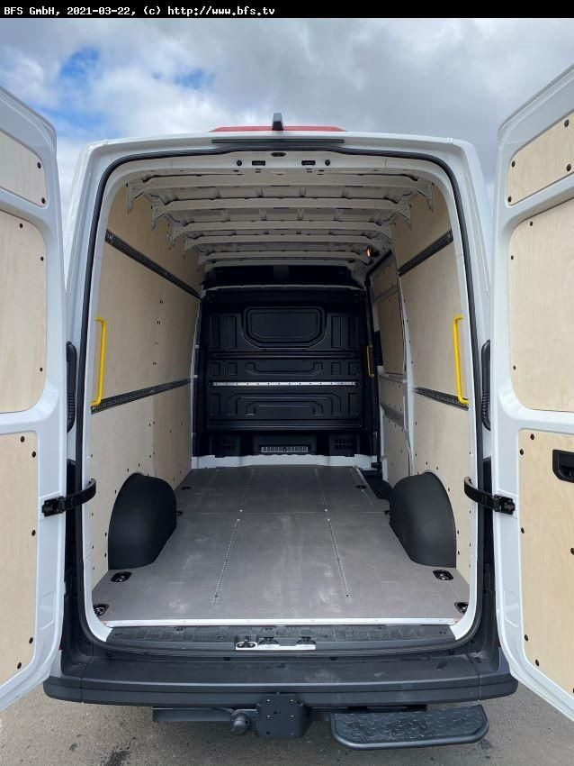 MAN TGE 3.180 4x2 F SB Frontantrieb/ 3 Sitzer, Autom - Furgon: zdjęcie 4 MAN TGE 3.180 4x2 F SB Frontantrieb/ 3 Sitzer, Autom - Furgon: zdjęcie 4