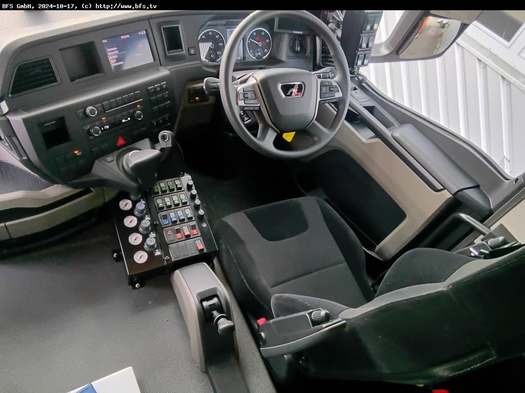 MAN TGS 18.360 4x2 BL BEAM S9000 / Bucher V90 Rotorc - Zamiatarka uliczna: zdjęcie 4 MAN TGS 18.360 4x2 BL BEAM S9000 / Bucher V90 Rotorc - Zamiatarka uliczna: zdjęcie 4