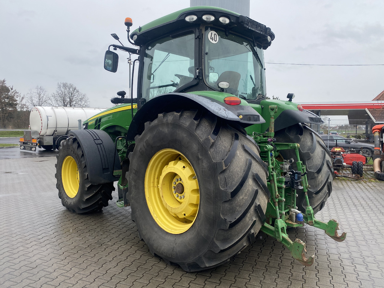 John Deere 8335 R AutoPower 50 km/h 370 PS - Ciągnik rolniczy: zdjęcie 5 John Deere 8335 R AutoPower 50 km/h 370 PS - Ciągnik rolniczy: zdjęcie 5