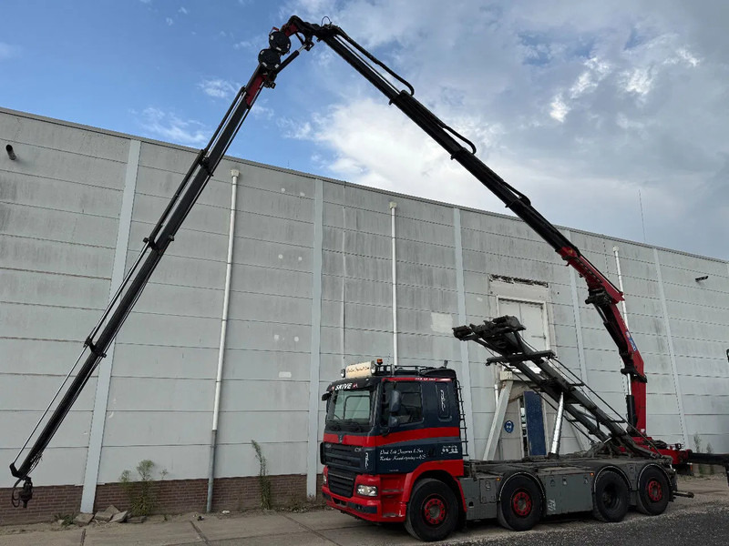 DAF CF 85.460 8X2 + YEAR 2016 HMF CRANE 2620-K4 + FLYJIB + WINCH + REMOTE - Samochod ciężarowy z HDS: zdjęcie 1 DAF CF 85.460 8X2 + YEAR 2016 HMF CRANE 2620-K4 + FLYJIB + WINCH + REMOTE - Samochod ciężarowy z HDS: zdjęcie 1