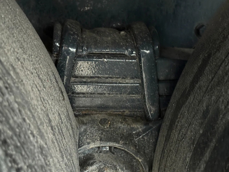 Iveco Trakker 360 6X4 EURO 6 + PALFINGER PK20001K + REMOTE CONTROL - Samochod ciężarowy z HDS: zdjęcie 5 Iveco Trakker 360 6X4 EURO 6 + PALFINGER PK20001K + REMOTE CONTROL - Samochod ciężarowy z HDS: zdjęcie 5