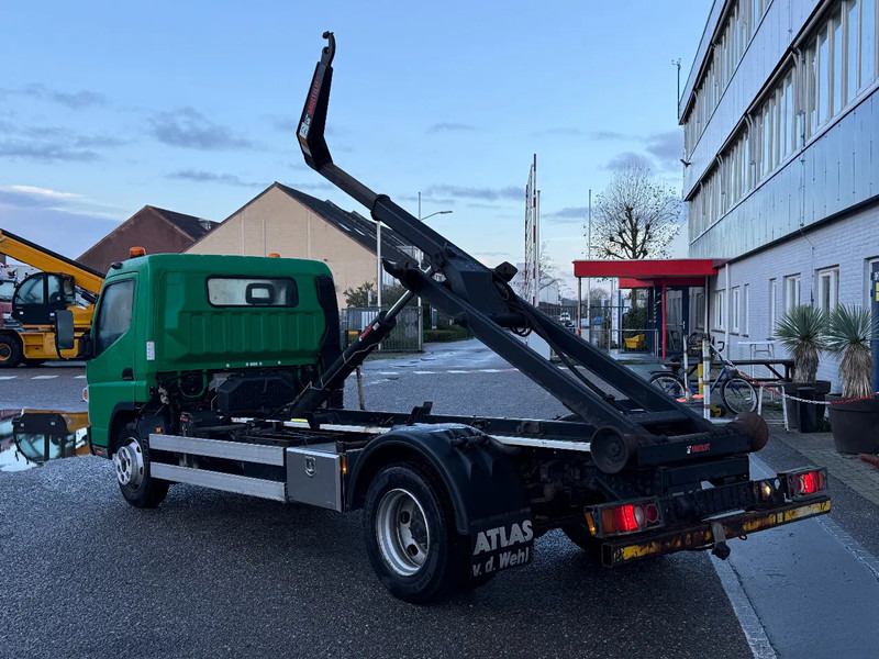 Mitsubishi Canter 7C18 - EURO 6 + HIAB 5 TON HOOKLIFT - Ciężarówka hakowiec: zdjęcie 3 Mitsubishi Canter 7C18 - EURO 6 + HIAB 5 TON HOOKLIFT - Ciężarówka hakowiec: zdjęcie 3
