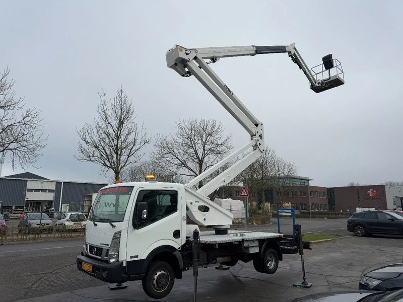 Nissan Cabstar 35.12 + ISOLI 21 METER AERIAL PLATFORM - Samochód dostawczy: zdjęcie 1 Nissan Cabstar 35.12 + ISOLI 21 METER AERIAL PLATFORM - Samochód dostawczy: zdjęcie 1