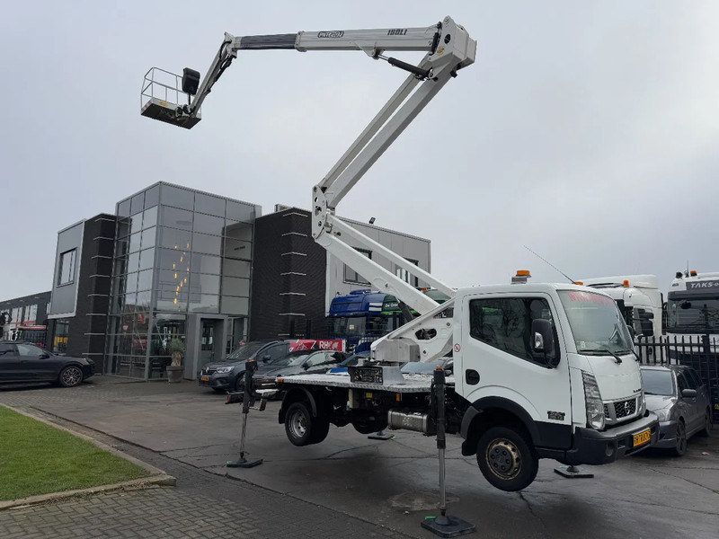 Nissan Cabstar 35.12 + ISOLI 21 METER AERIAL PLATFORM - Samochód dostawczy: zdjęcie 3 Nissan Cabstar 35.12 + ISOLI 21 METER AERIAL PLATFORM - Samochód dostawczy: zdjęcie 3