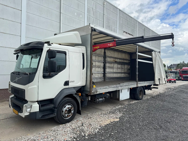 Volvo FL 250 4X2 EURO 6 + FASSI MICRO M25A.12 - Samochód ciężarowy plandeka, Samochod ciężarowy z HDS: zdjęcie 1 Volvo FL 250 4X2 EURO 6 + FASSI MICRO M25A.12 - Samochód ciężarowy plandeka, Samochod ciężarowy z HDS: zdjęcie 1