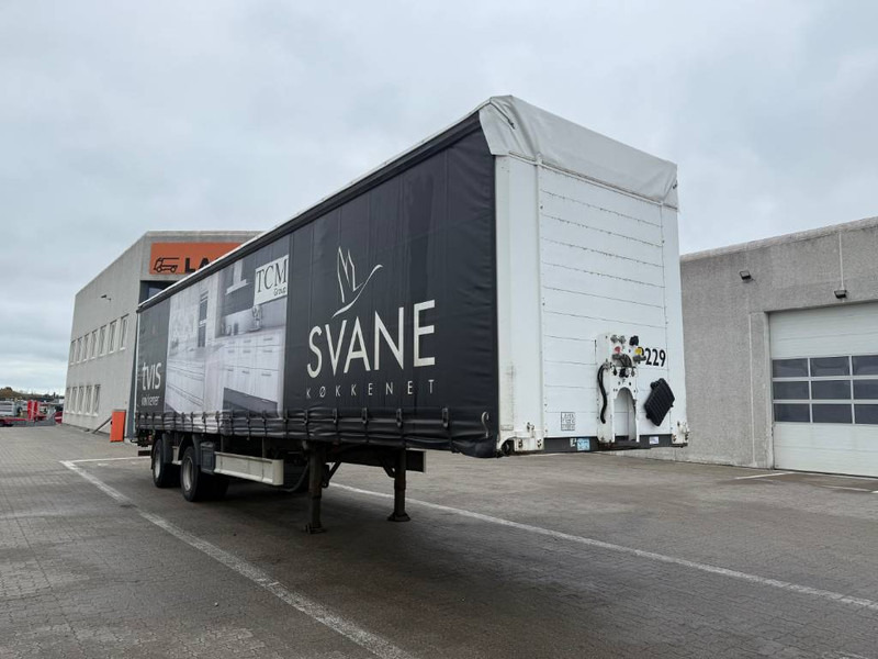 Fliegl Curtainsider / Planenauflieger / Gardin - Naczepa plandeka: zdjęcie 1 Fliegl Curtainsider / Planenauflieger / Gardin - Naczepa plandeka: zdjęcie 1