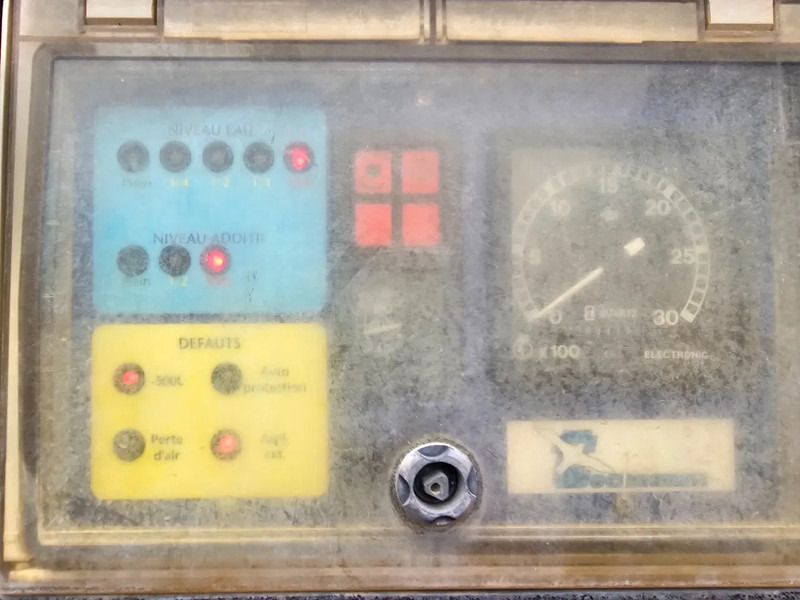 Samochód pożarniczy Renault M210 Arbois 3500L: zdjęcie 19