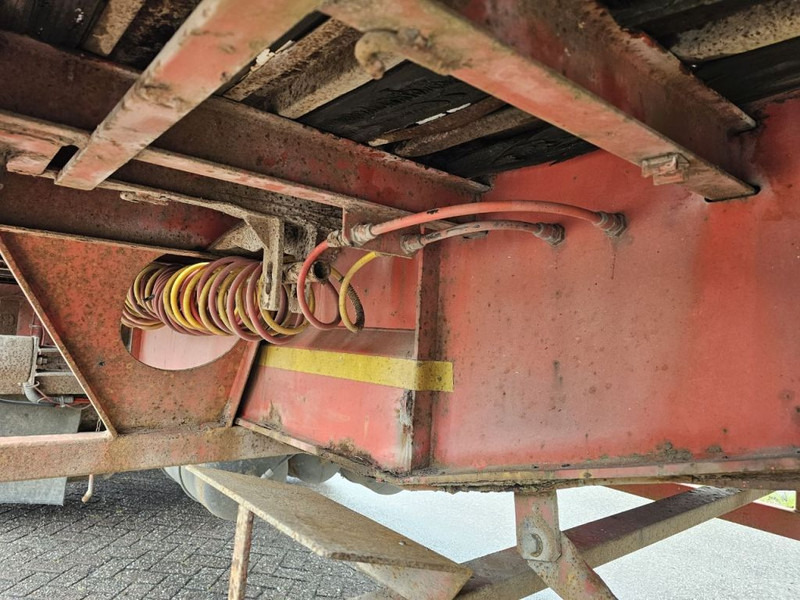 Naczepa platforma/ Burtowa Trax 3 Meter extendable - MAX 15.5 meter long + Lifting axle: zdjęcie 11 Naczepa platforma/ Burtowa Trax 3 Meter extendable - MAX 15.5 meter long + Lifting axle: zdjęcie 11