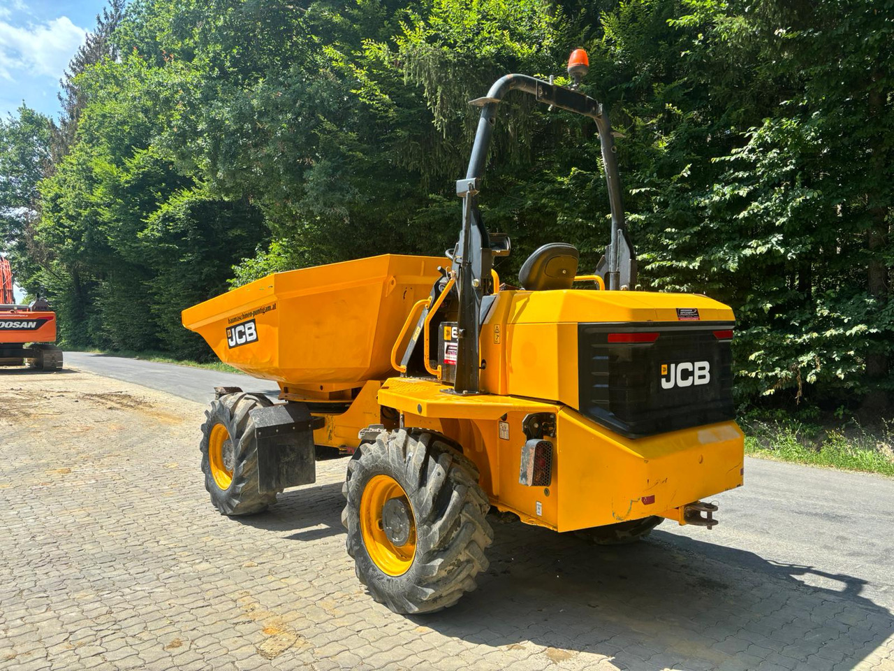 JCB 6 ST - Wozidło: zdjęcie 5 JCB 6 ST - Wozidło: zdjęcie 5