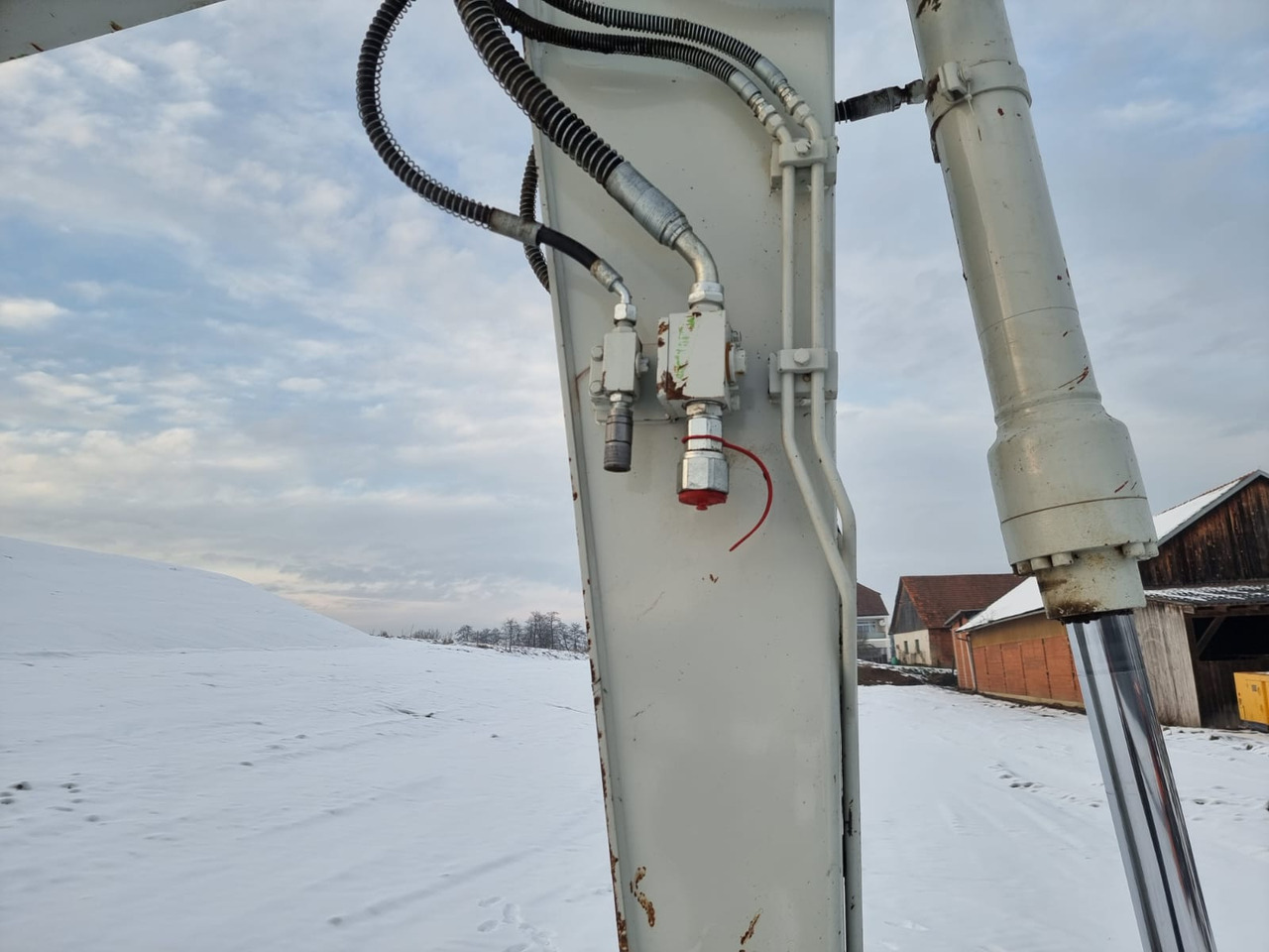 Koparka gąsienicowa TAKEUCHI TB 2150 R: zdjęcie 9 Koparka gąsienicowa TAKEUCHI TB 2150 R: zdjęcie 9