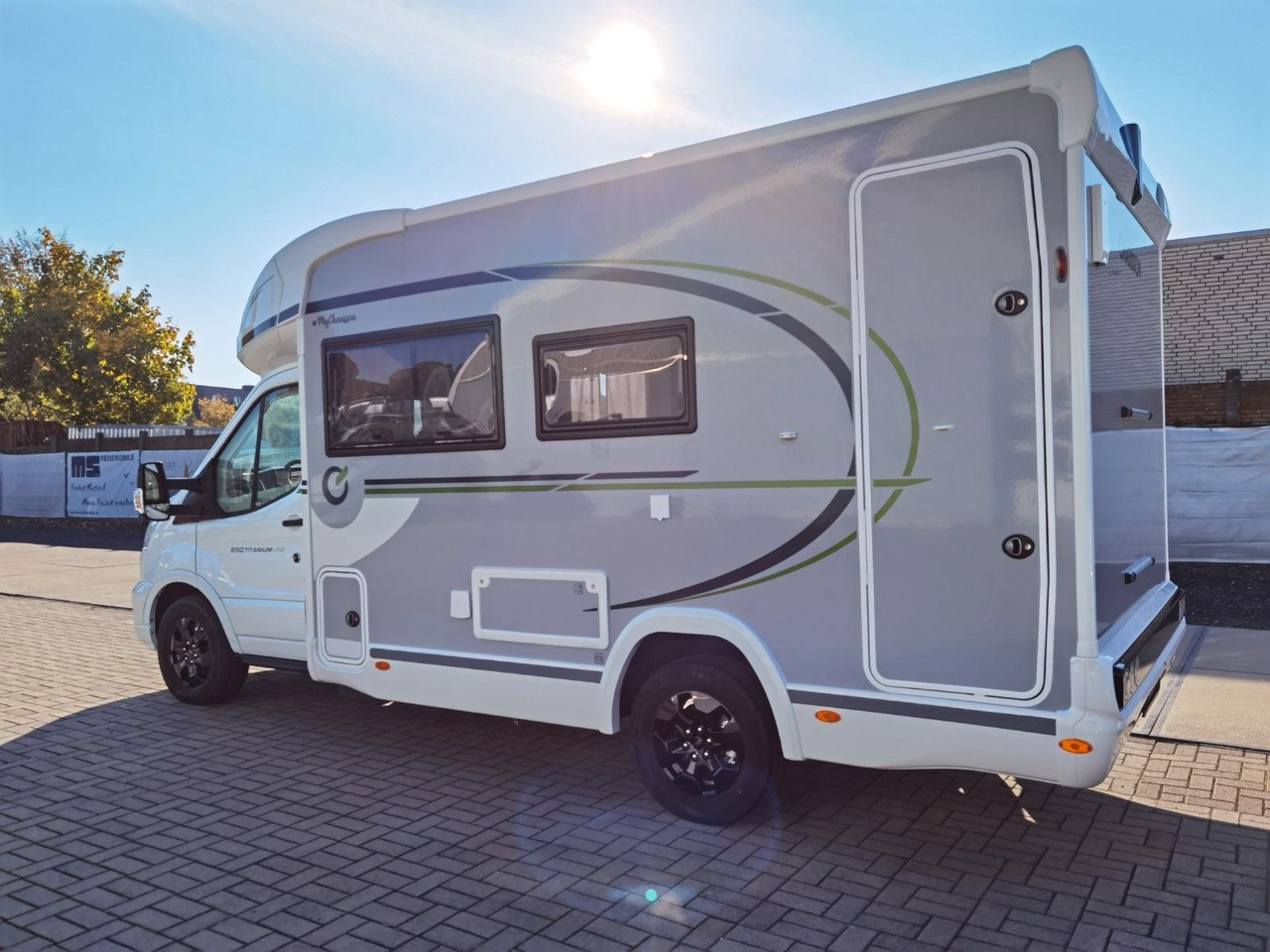 Chausson 650 TITANIUM / - 2026 - / 165PS - 8G. / HUBBETT - Kamper półintegra: zdjęcie 5 Chausson 650 TITANIUM / - 2026 - / 165PS - 8G. / HUBBETT - Kamper półintegra: zdjęcie 5