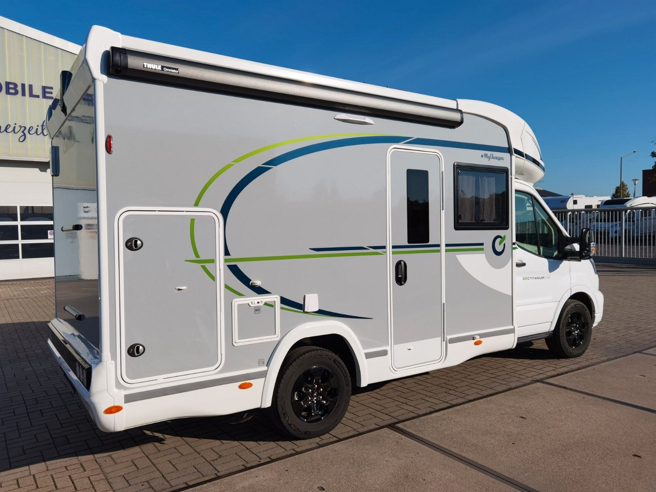 Chausson 650 TITANIUM / - 2026 - / 165PS - 8G. / HUBBETT - Kamper półintegra: zdjęcie 4 Chausson 650 TITANIUM / - 2026 - / 165PS - 8G. / HUBBETT - Kamper półintegra: zdjęcie 4