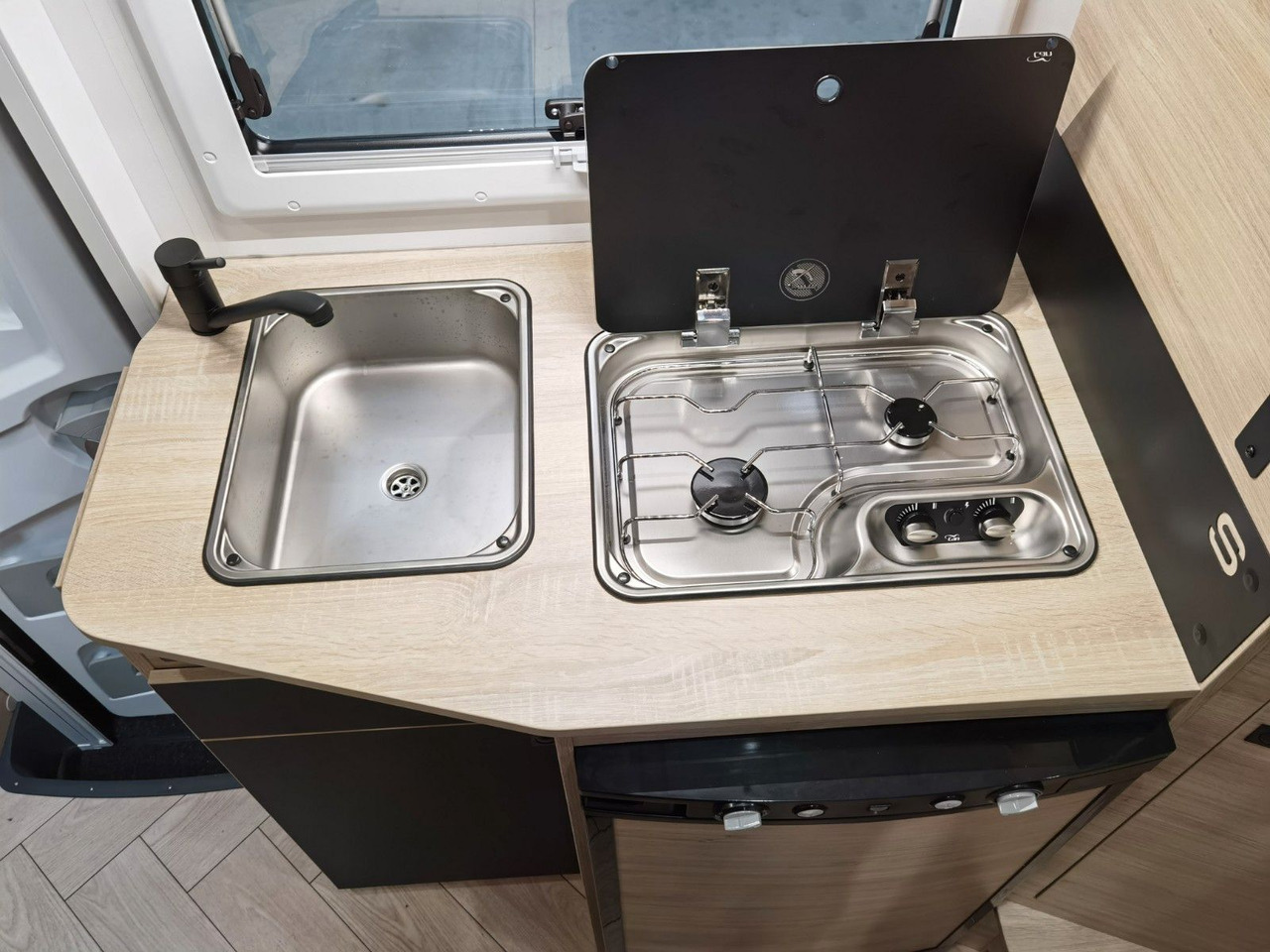 Kamper półintegra Chausson S 697 SPORT LINE / - 2026 - / 165PS-8G AUTOMATIK: zdjęcie 17