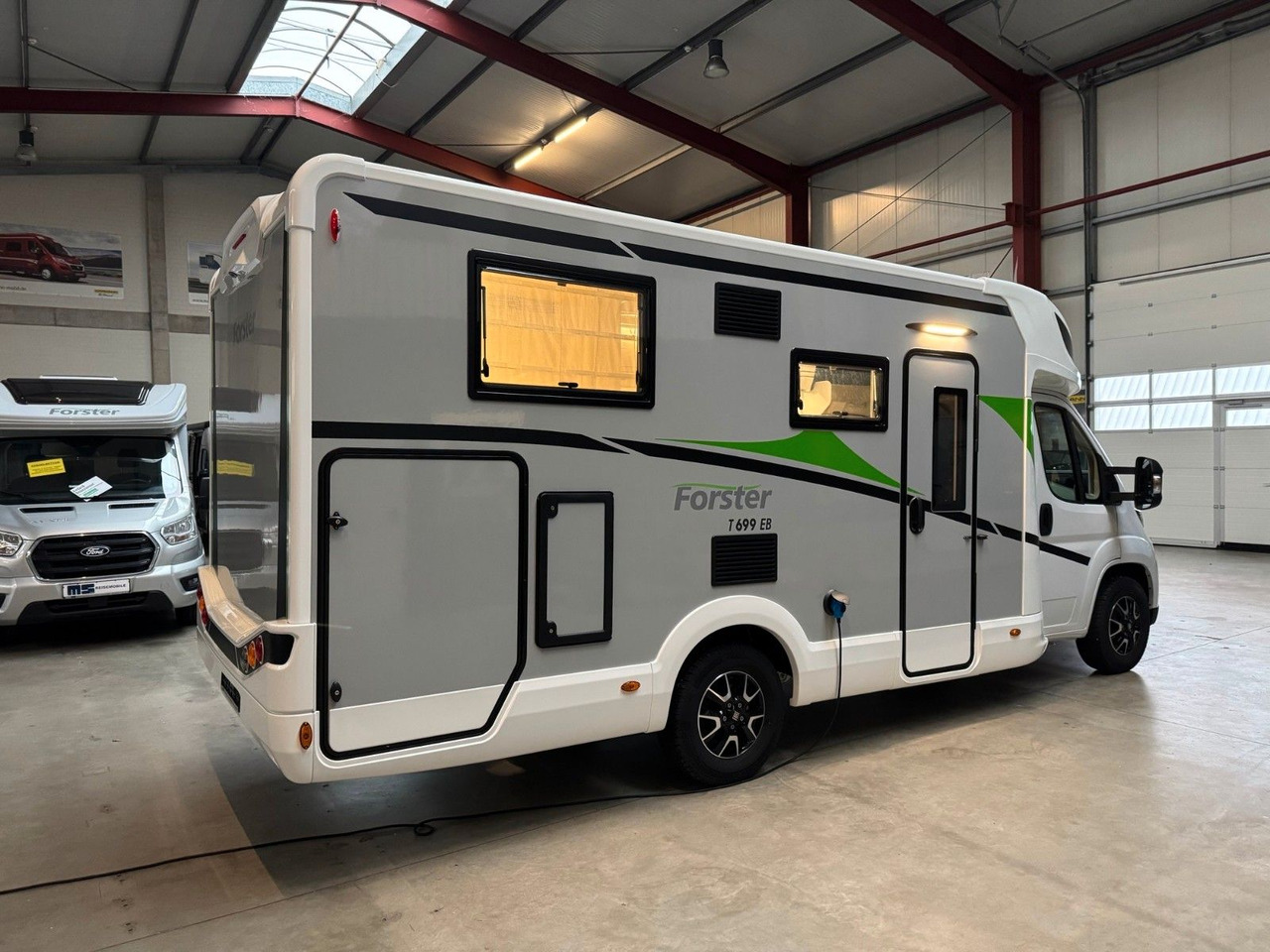 Forster T 699 EB / -2026-/ 140PS/ EINZELBETTEN & HUBBETT - Kamper półintegra: zdjęcie 4 Forster T 699 EB / -2026-/ 140PS/ EINZELBETTEN & HUBBETT - Kamper półintegra: zdjęcie 4