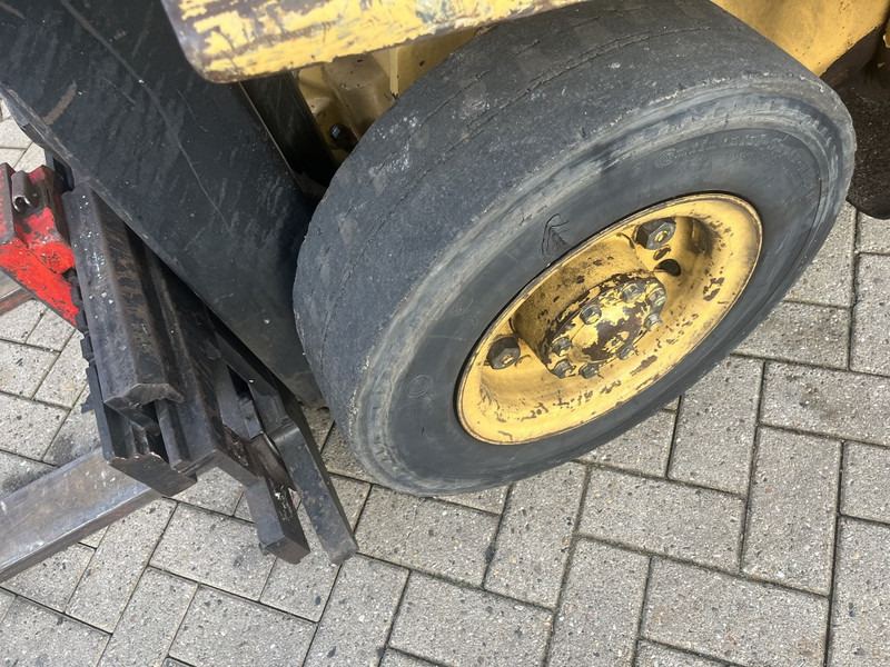 Hyster H2.50XL duplo355 sideshift ISUZU DIESEL - Wózek widłowy diesel: zdjęcie 5 Hyster H2.50XL duplo355 sideshift ISUZU DIESEL - Wózek widłowy diesel: zdjęcie 5