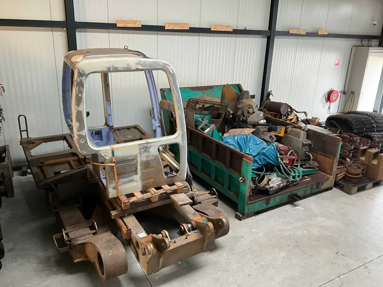 2001 KOMATSU CD 60-R ROTARY TRACK DUMPER - Miniwywrotka: zdjęcie 1 2001 KOMATSU CD 60-R ROTARY TRACK DUMPER - Miniwywrotka: zdjęcie 1